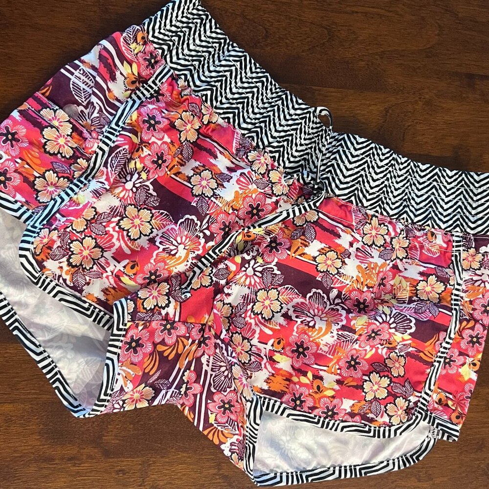 Athleta Poseidon Pink Lanai Shorts (Size 4)